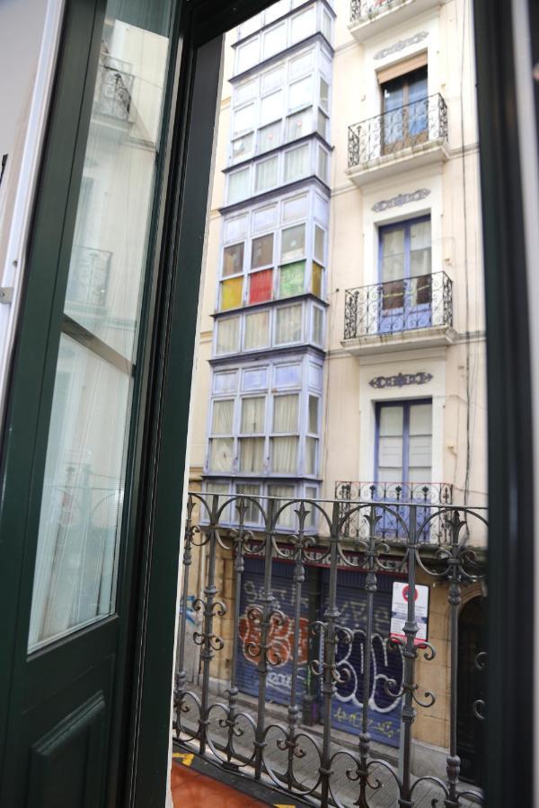 Piso Exclusivo Frente Al Casco Viejo Con Parking Gratis Apartment Bilbao Luaran gambar
